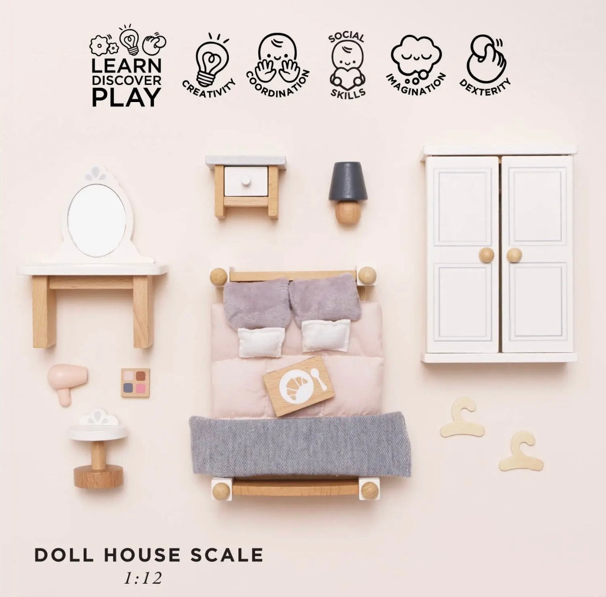 Moms bedroom dolls house accessories