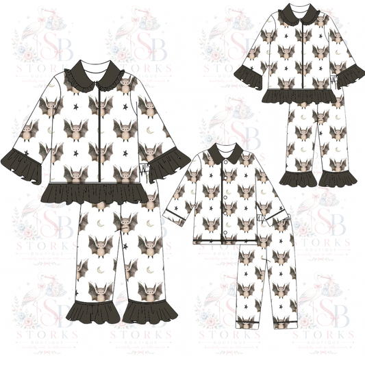 Mama & minis - little bat