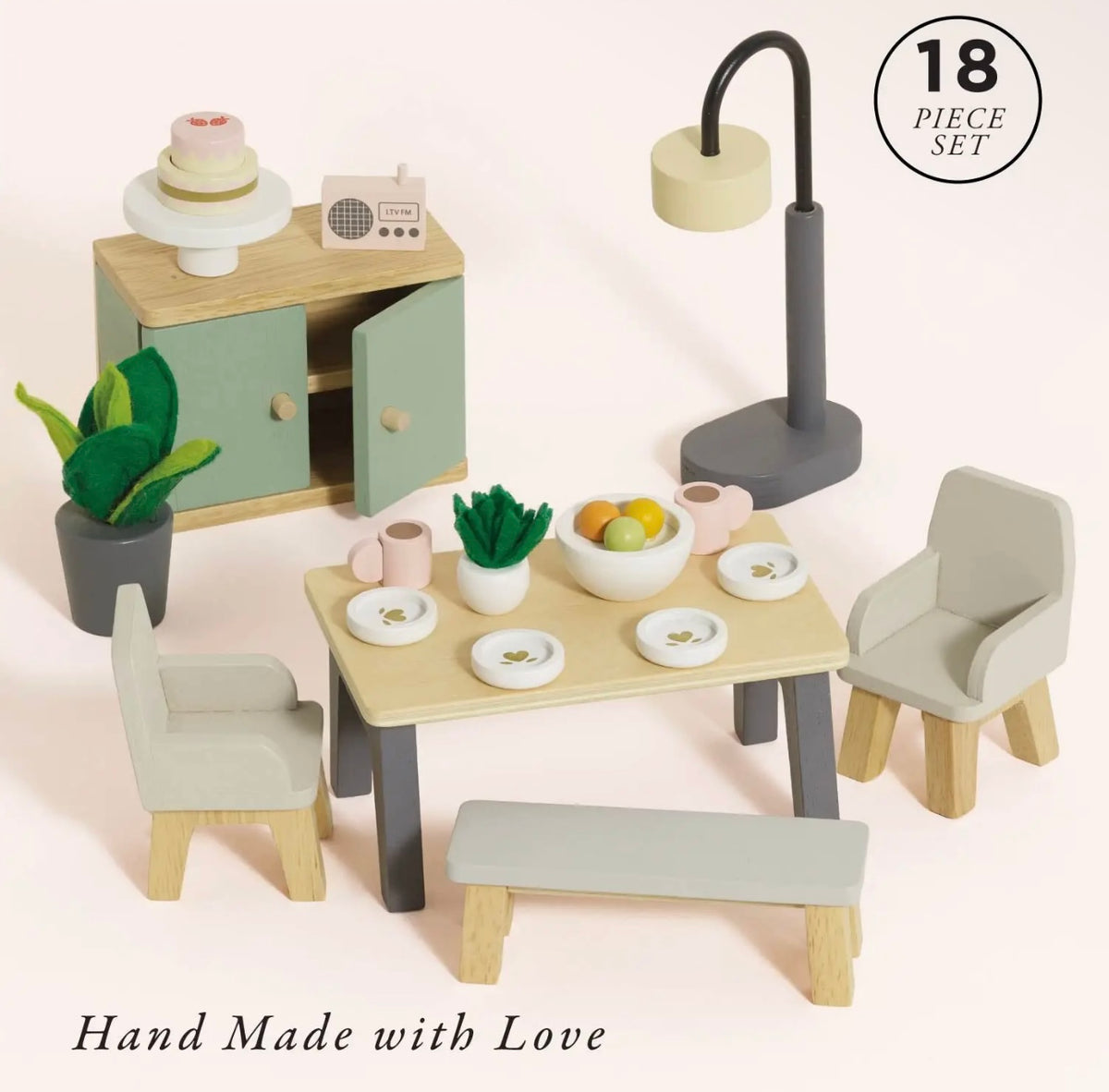 Dining room dolls house accessories