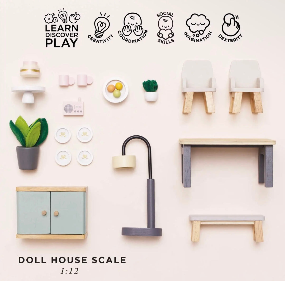 Dining room dolls house accessories